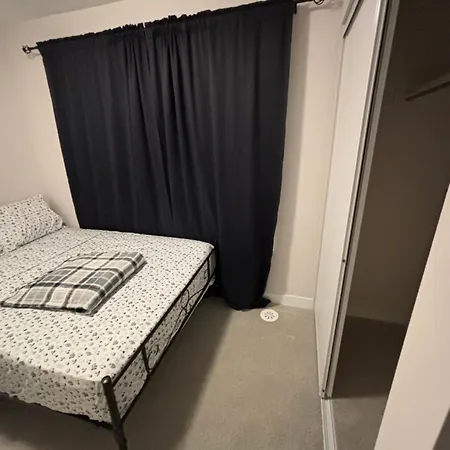 Homestay Cozy Modern In A Family Friendly Neighborhood
