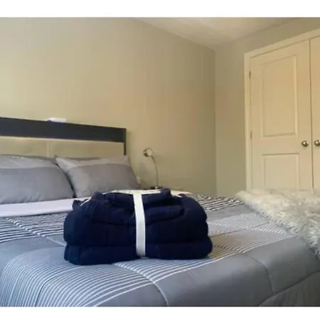 Beautiful One Bedroom 5 Minutes From Int Airport * Ottawa