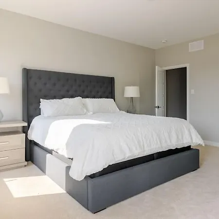 Stonebridge Golf Nest * Ottawa