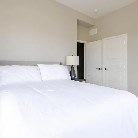 Stonebridge Golf Nest Apartment Ottawa