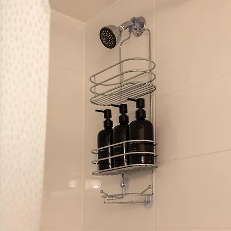 Apartment Modern 1br Haven With Big Lounge *