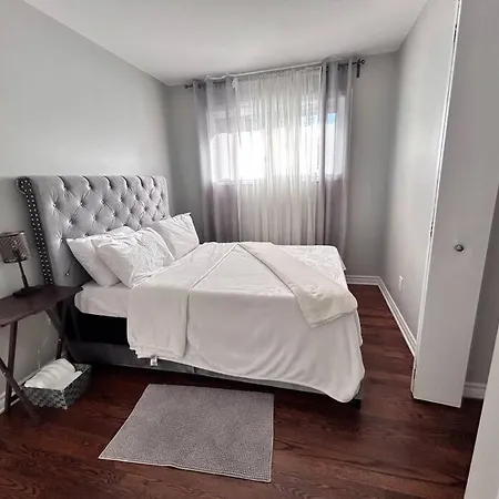 Spacious And Cosy Bungalow Ottawa