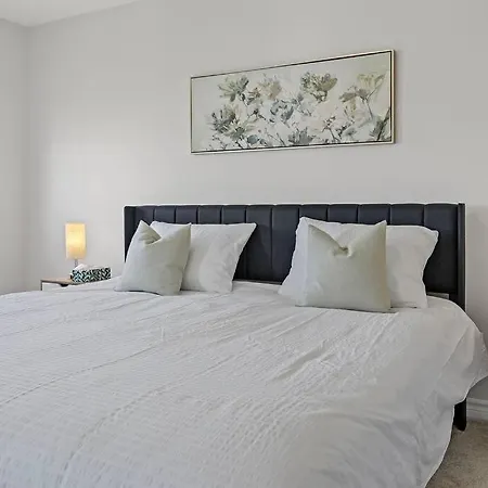 Spacious Family Downtown Apartment