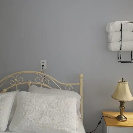 Downtown Studio Apartment Ottawa