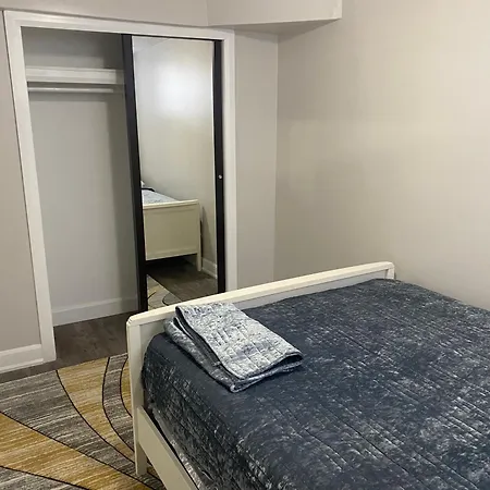 Apartment Beautiful 1 Bedroom Basement In *