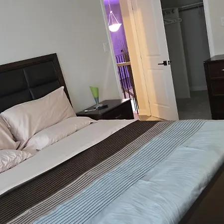 Pearl Homestay *