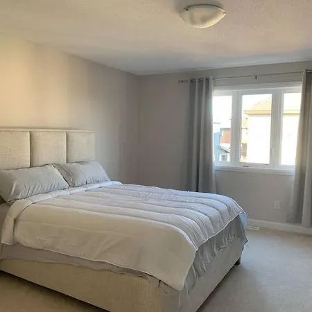 Brand New House * Ottawa