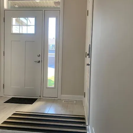 Holiday home Brand New House Ottawa