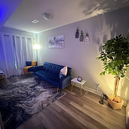 Homestay Lovely One Bedroom Just 4 Minutes From Int Airport