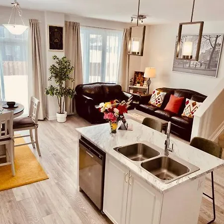 Krishna Newly Built-3 Bedroomtownhouse Holiday home