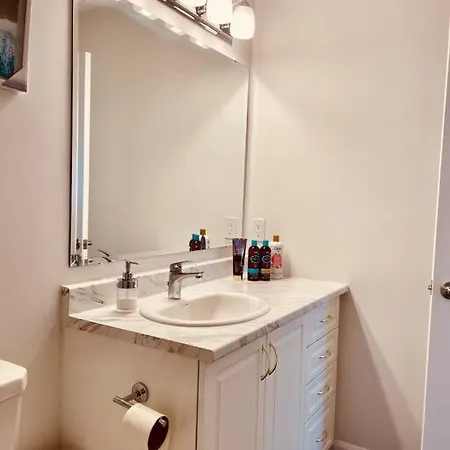 Holiday home Krishna Newly Built-3 Bedroomtownhouse Ottawa