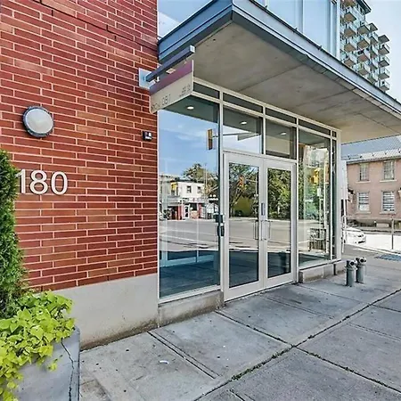 2 Bedroom Downtown Ottawa