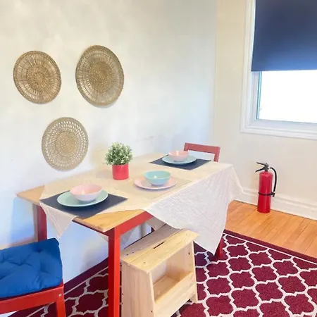 Apartment Central Located *
