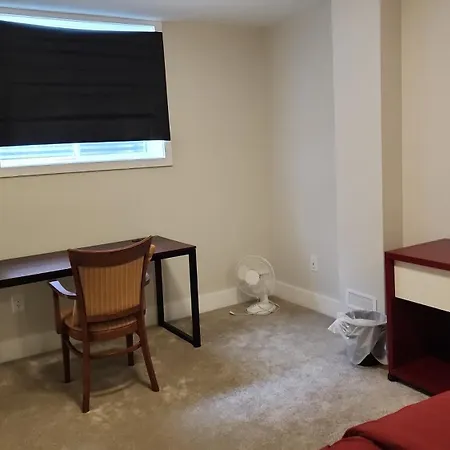 Moral's Inn- Homestay Ottawa