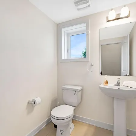 Longe's Place Townhouse In Holiday home *