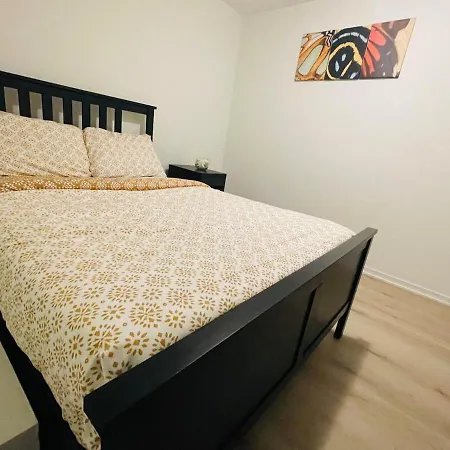 Viewmount Drive A Modern Centrally-located Gem Ottawa