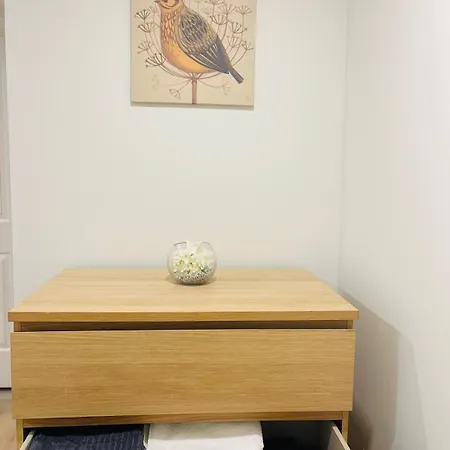 Viewmount Drive A Modern Centrally-located Gem Apartment