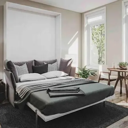 Alterra Beechwood Bachelor 5 Apartment Ottawa