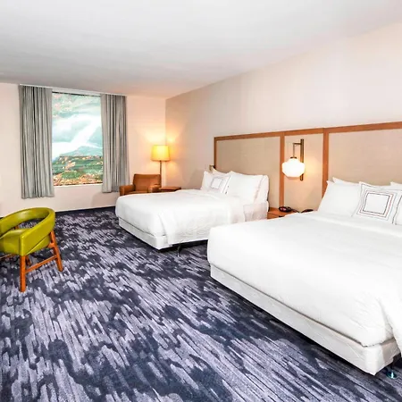 Hotel Fairfield & By Marriott Airport Ottawa