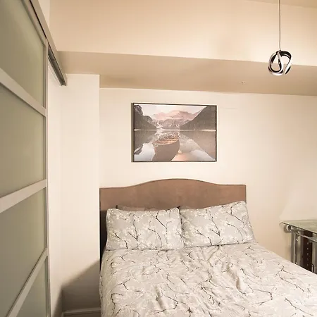 Minimum One Month - With Ensuite Bathroom In Fairly New 2 Rooms, 2 Bathrooms Homestay *