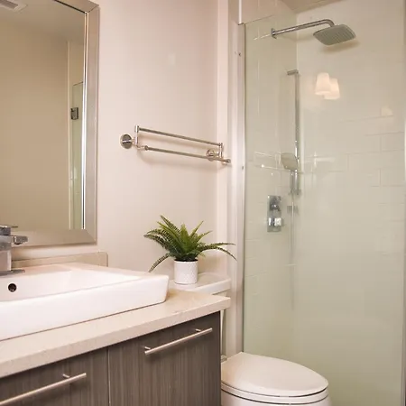 Minimum One Month - With Ensuite Bathroom In Fairly New 2 Rooms, 2 Bathrooms Homestay