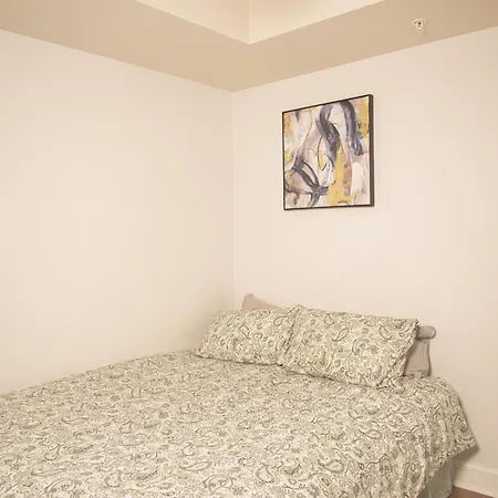 Minimum One Month In Fairly New 2 Rooms, 2 Bathrooms * Ottawa