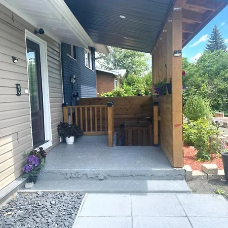 Mahdis Homestay Ottawa