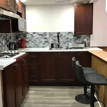 Mahdis Homestay Ottawa