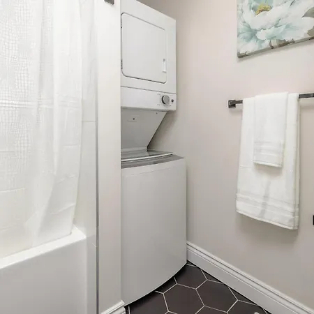 Apartment Pet-friendly 2br - Near Ottawa