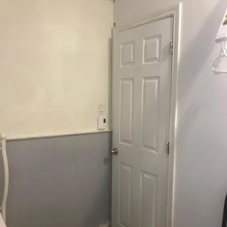 Apartment Only Private Room Steps To Uottawa Downtown Not Full Apt