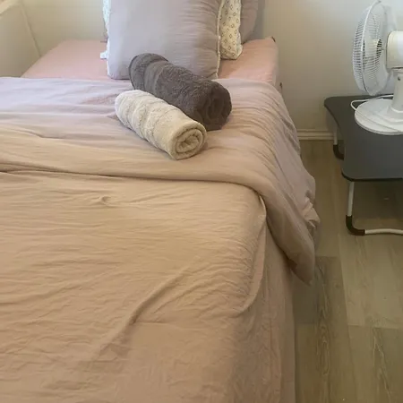Apartment Only Private Room Steps To Uottawa Downtown Not Full Apt *