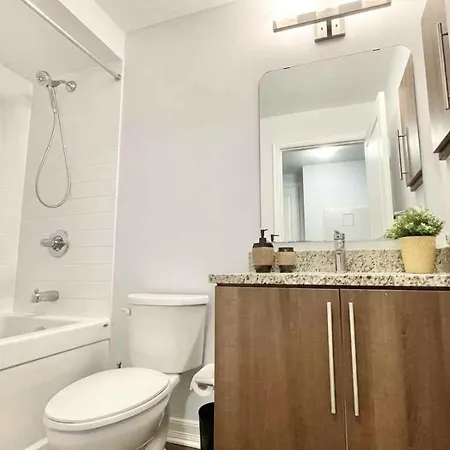 Apartment Luxurious 2bd 2bth Underground Parking