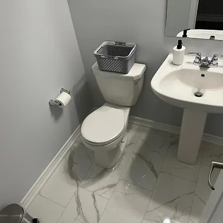 Lovely 2 Bedroom 2 Bath Ottawa