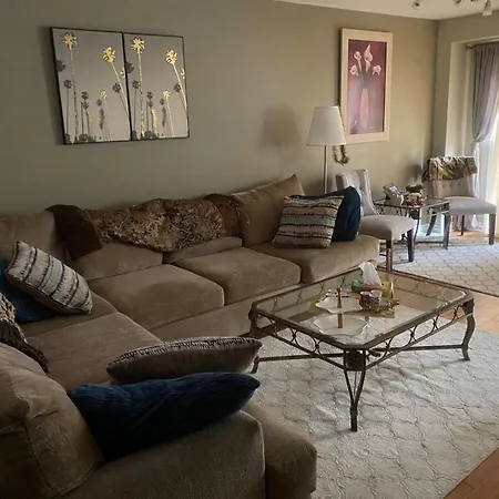 Cute 3 Bedrooms Townhouse In Kanata Ottawa
