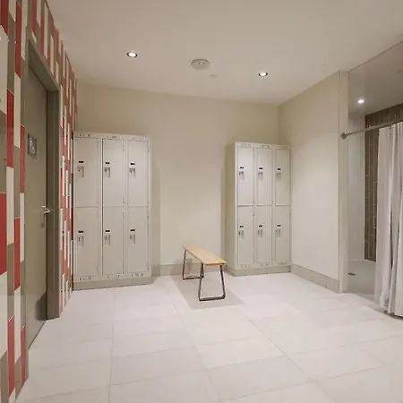 Luxury 1- Bedroom Steps From Parliament Hill Ottawa