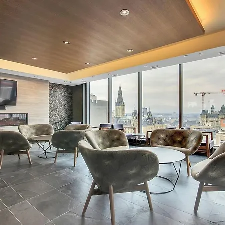 Apartment Luxury 1- Bedroom Steps From Parliament Hill
