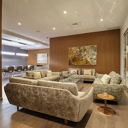 Luxury 1- Bedroom Steps From Parliament Hill Apartment Ottawa