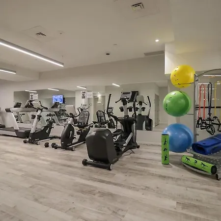 Luxury 1- Bedroom Steps From Parliament Hill * Ottawa