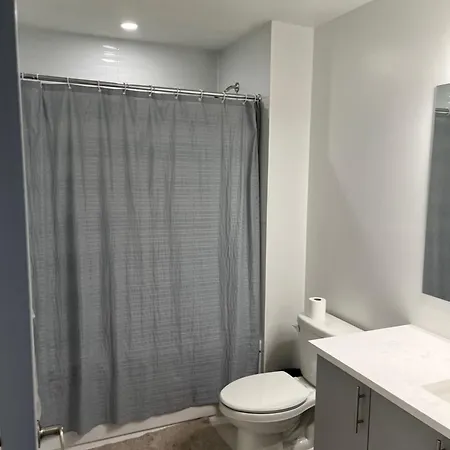 Homestay Airport Ottawa