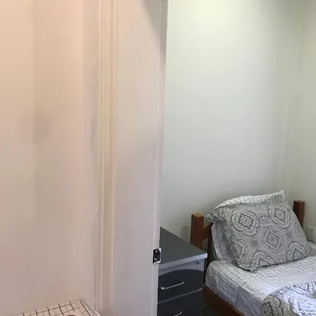 Homestay Downtown 3minute Walk Uottawa Train Station *