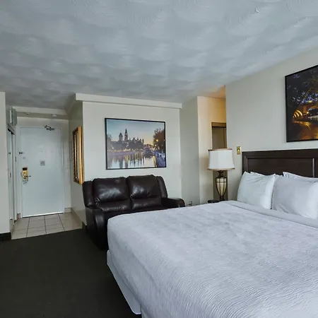 The Business 3* Ottawa