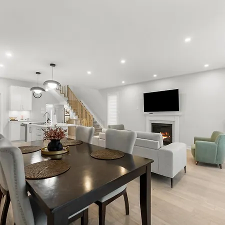 Bliss Modern Luxury 3bed Entire Townhome Free Parking Apartment