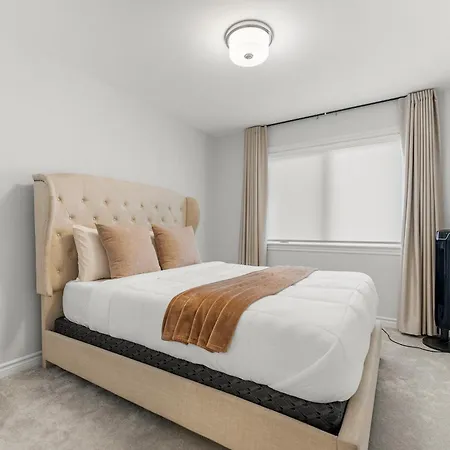 Bliss Modern Luxury 3bed Entire Townhome Free Parking Apartment Ottawa
