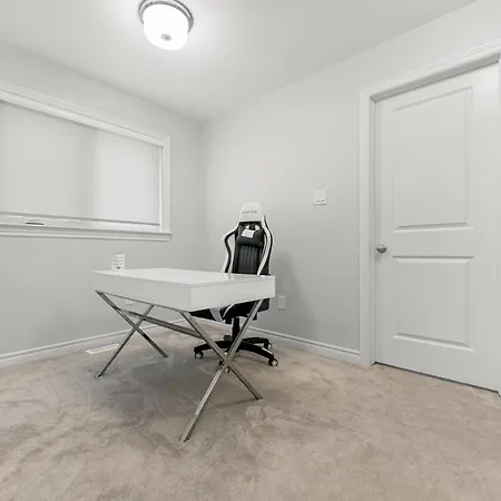 Bliss Modern Luxury 3bed Entire Townhome Free Parking * Ottawa