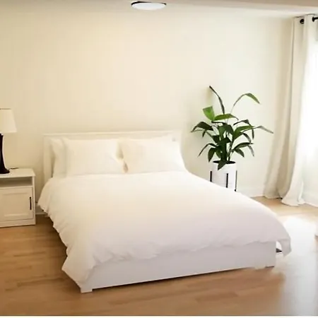 Adeline House Holiday home *