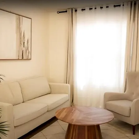 Adeline House Holiday home