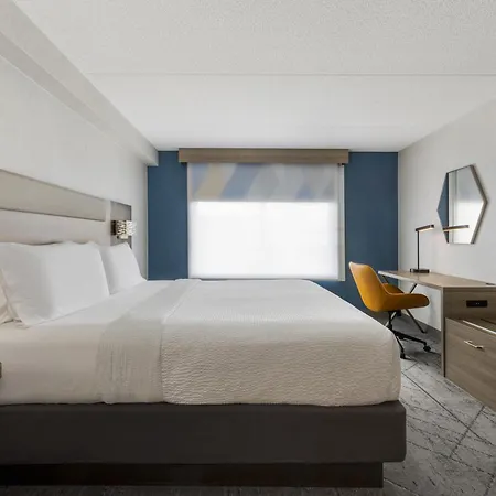 Express & East-orleans By Ihg Hotel