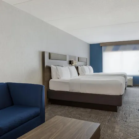 Express & East-orleans By Ihg Hotel 2*