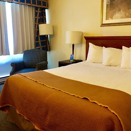 Travelodge By Wyndham East Hotel Ottawa