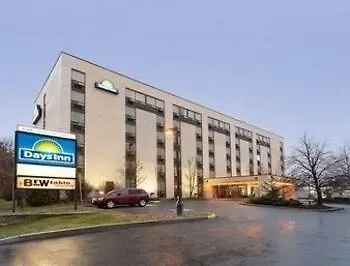 Days By Wyndham West Ottawa